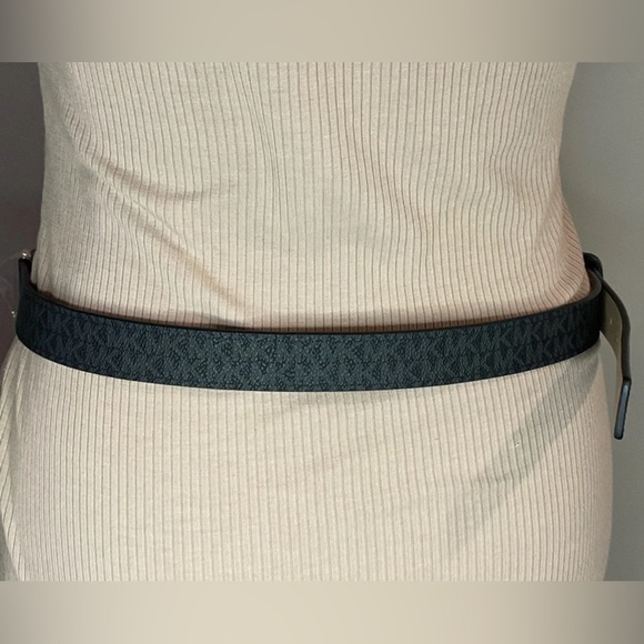 Michael Kors MK Logo Belt with Coin Pouches bag purse Black Gold Sz S/M NWT main image 10